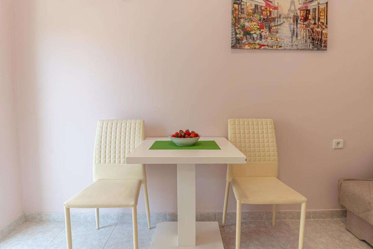 Apartments Vjera Petrovac Dış mekan fotoğraf