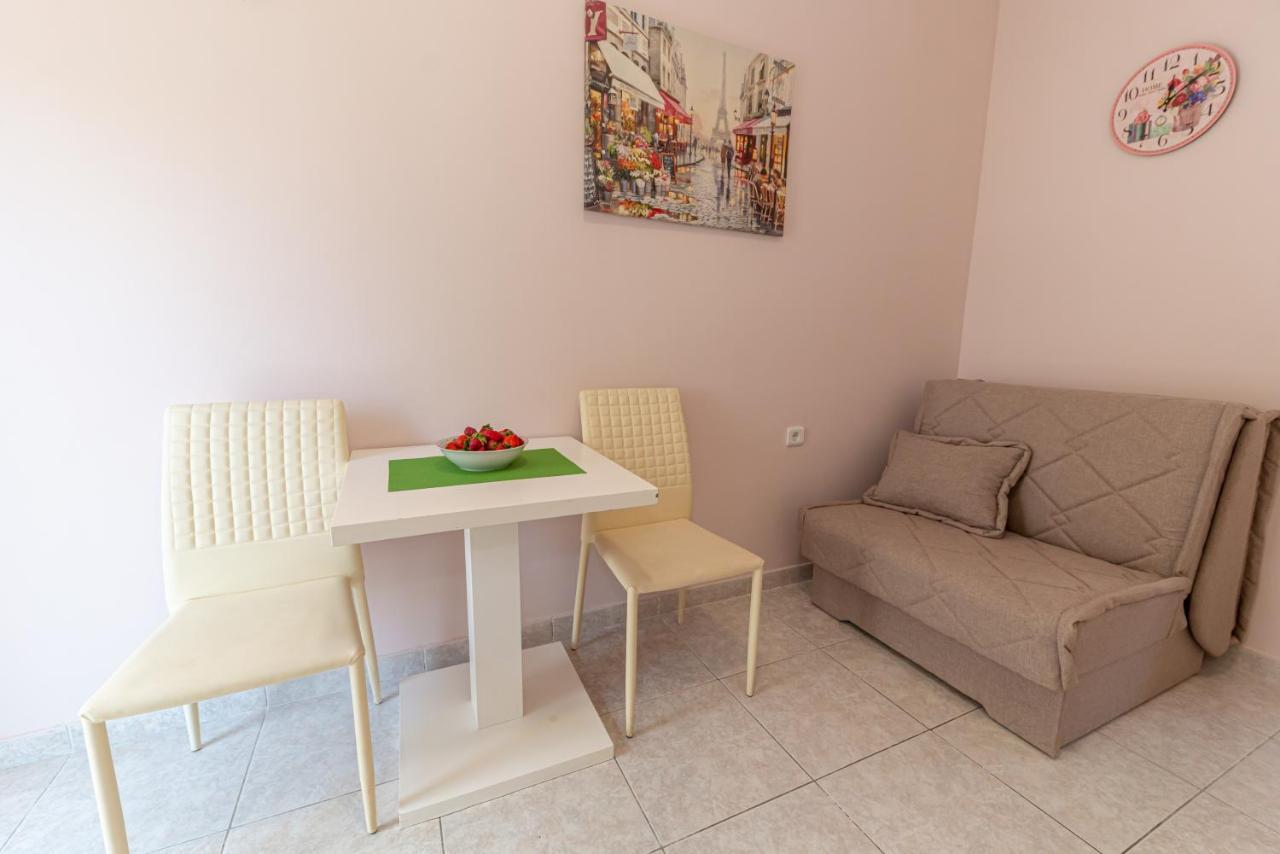 Apartments Vjera Petrovac Dış mekan fotoğraf