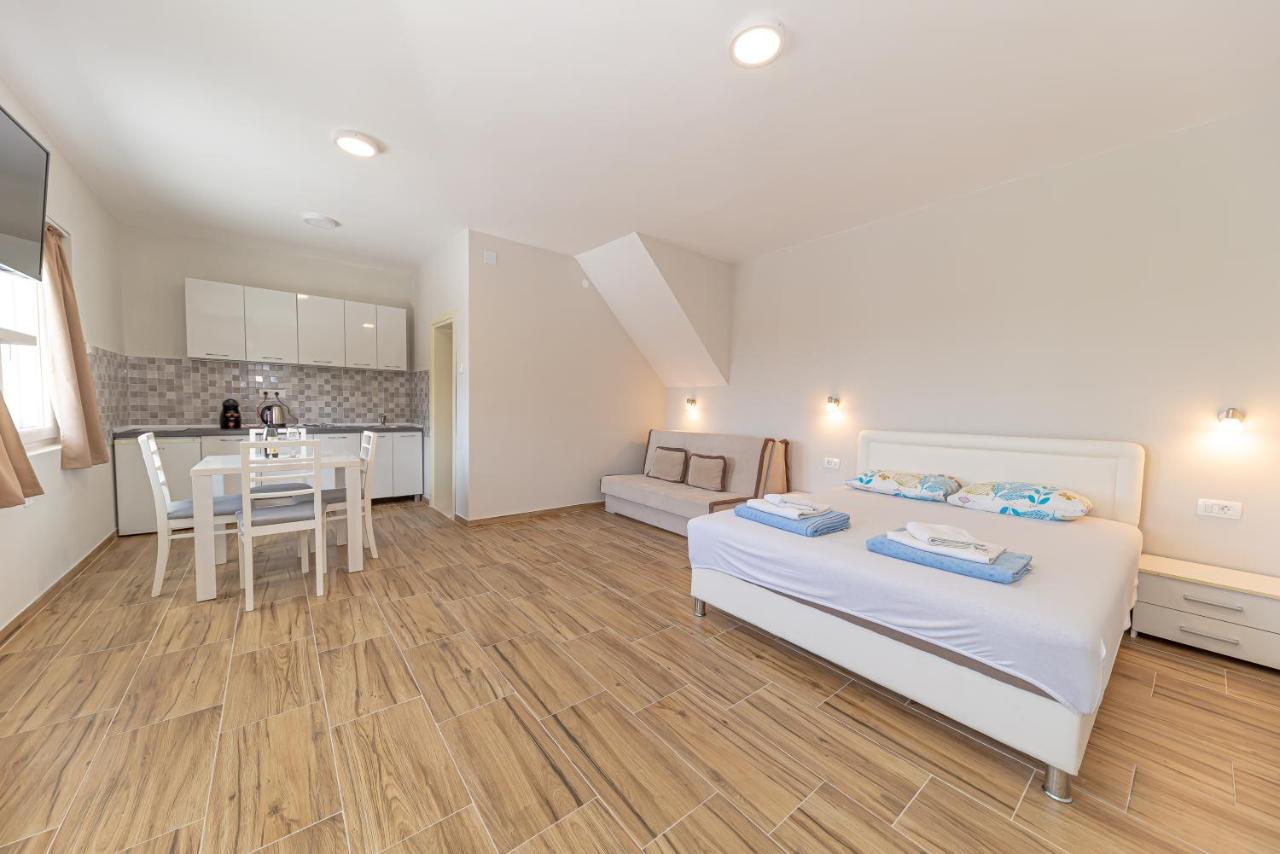 Apartments Vjera Petrovac Dış mekan fotoğraf