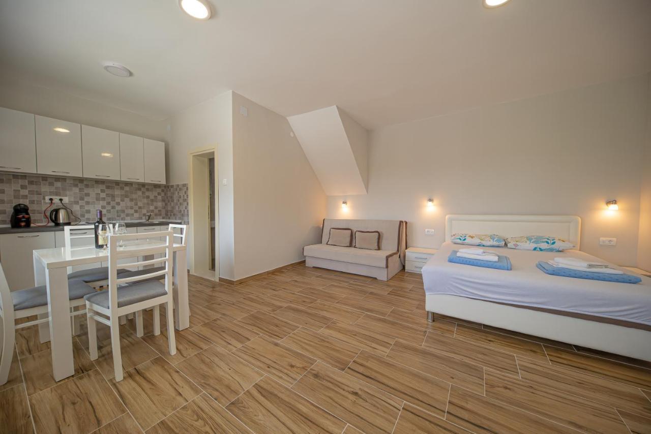 Apartments Vjera Petrovac Dış mekan fotoğraf