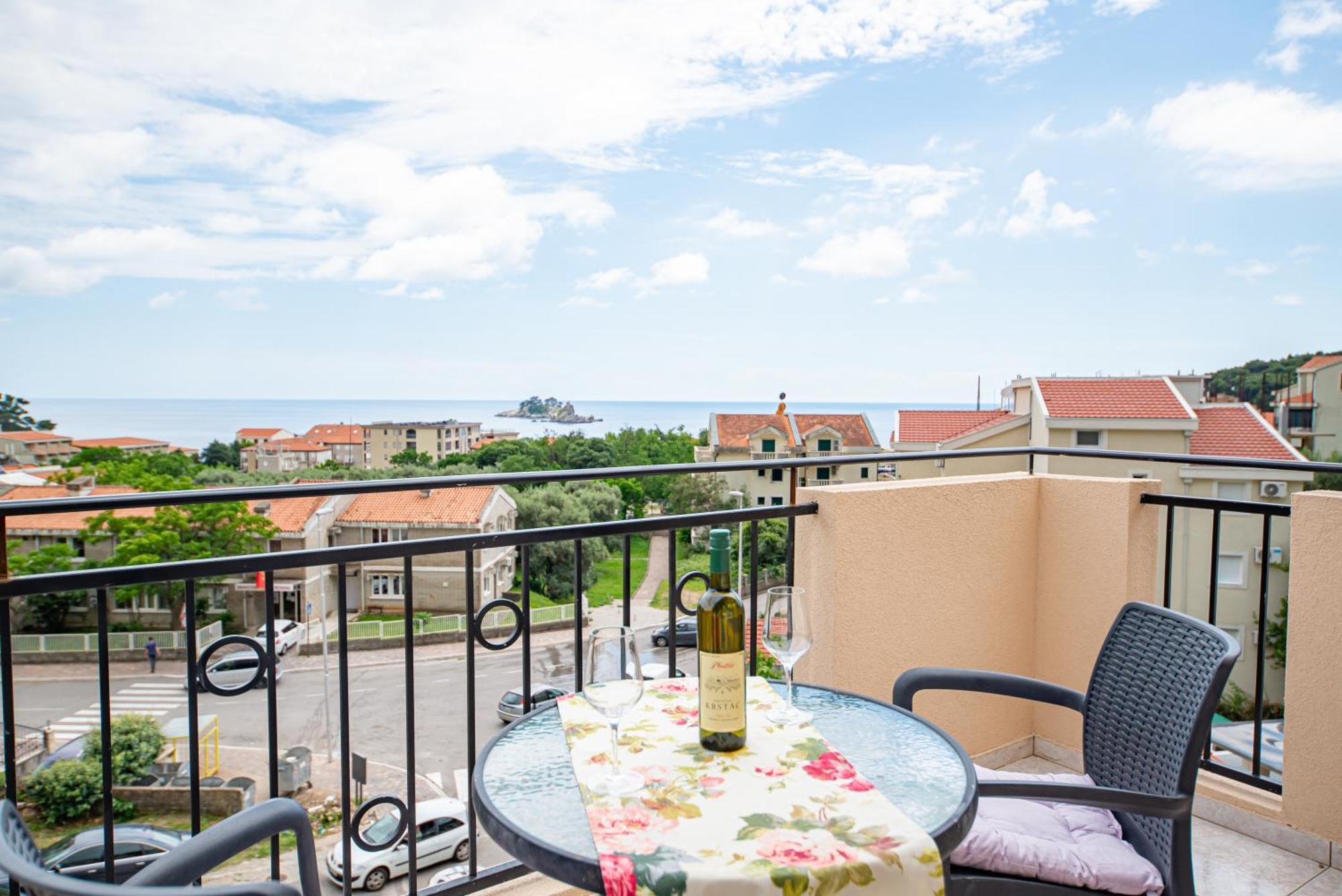 Apartments Vjera Petrovac Dış mekan fotoğraf