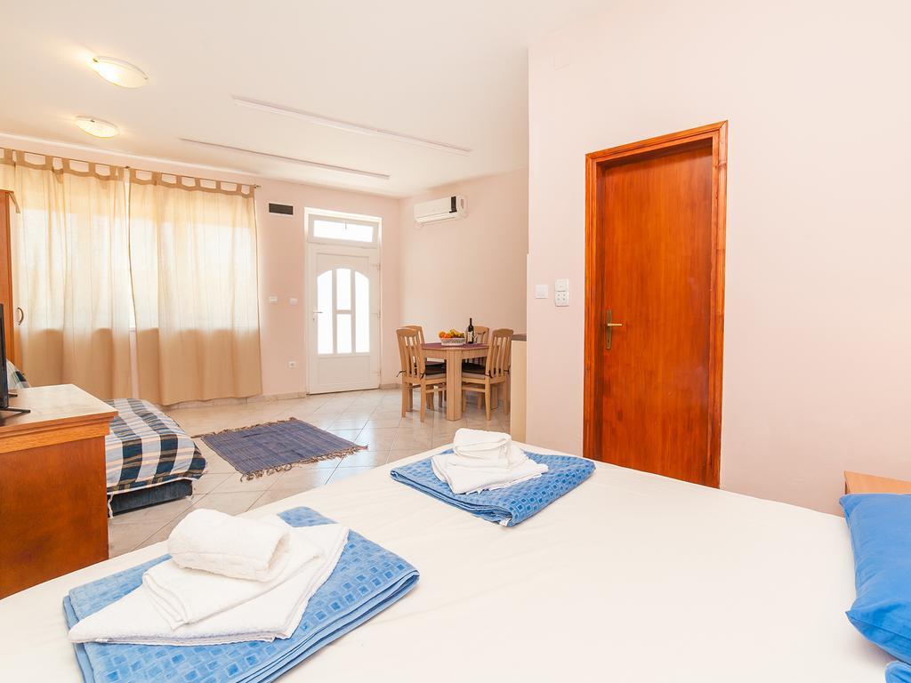 Apartments Vjera Petrovac Dış mekan fotoğraf